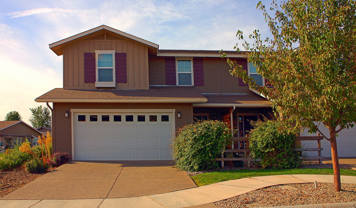 Do Garages Count In Square Footage? This Must Be Home