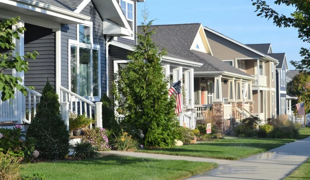 Neighborhood homes with sidewalk

